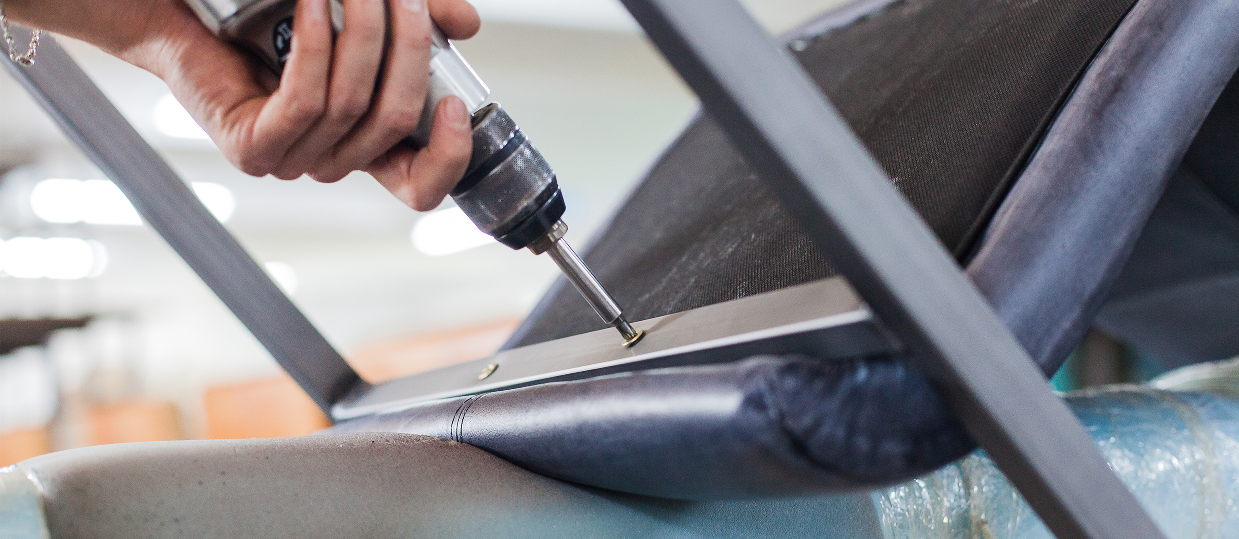 ZUBEHÖR stellen Kleinteile für einen Rahmen her